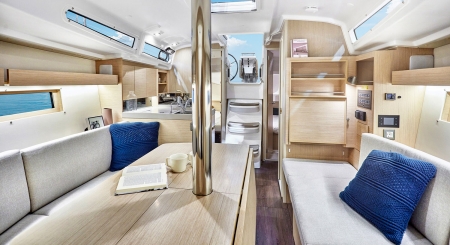 beneteau oceanis 34.1 image 10