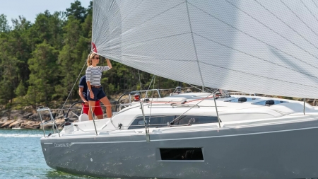 beneteau oceanis 30.1 image 3