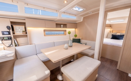 beneteau oceanis 37.1 image 7