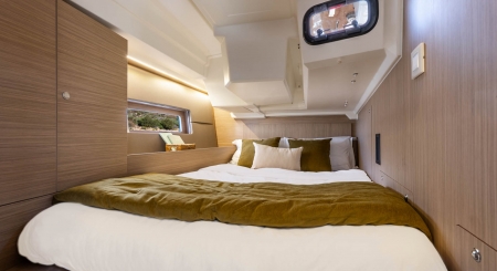 beneteau oceanis 47 image 10