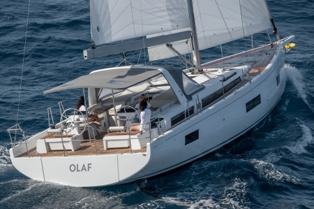 beneteau oceanis yacht 54 image 2