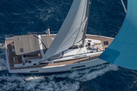 beneteau oceanis yacht 54 image 3