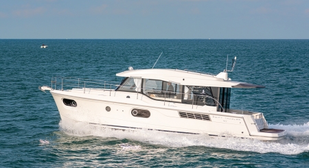 beneteau swift trawler 41 sedan image 1