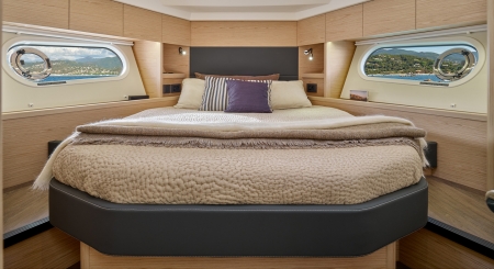 beneteau swift trawler 48 image 10