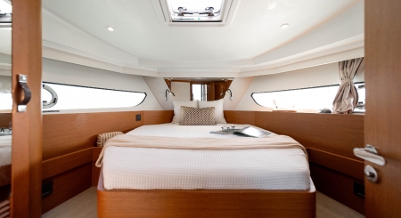 beneteau swift trawler 37 sedan image 8