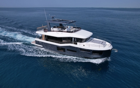 beneteau grand trawler 63 image 1