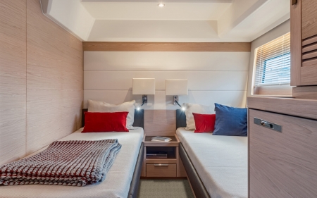 beneteau grand trawler 63 image 15