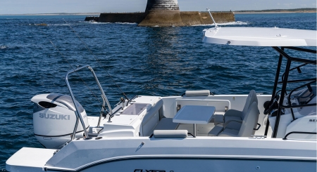 beneteau flyer 8 spacedeck image 5