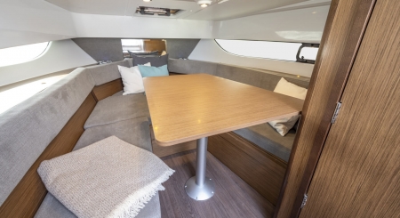 beneteau flyer 9 sundeck image 9