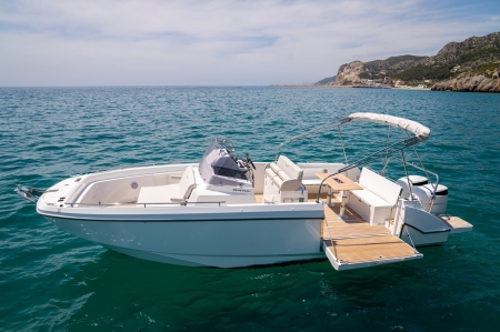 beneteau flyer 9 spacedeck image 3