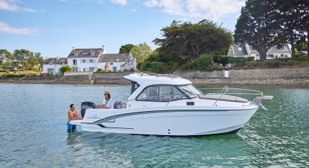 beneteau antares 7 image 2