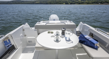 beneteau antares 7 fishing image 8