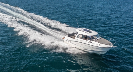 beneteau antares 8 image 1