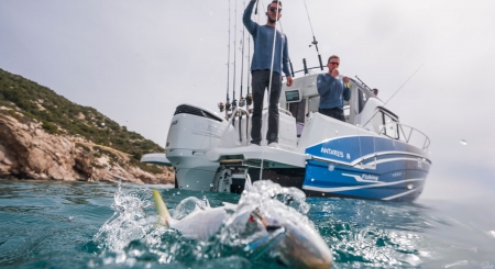 beneteau antares 8 fishing image 1