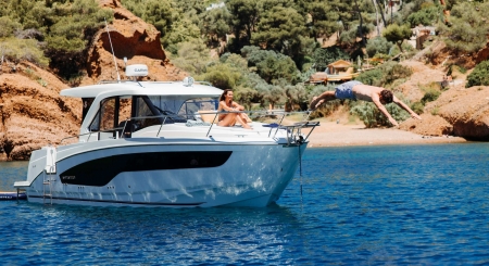 beneteau antares 9 image 6