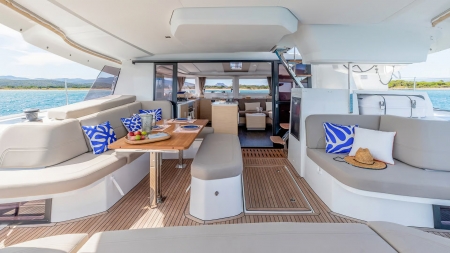 fountaine pajot fp44 image 8