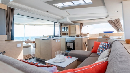 fountaine pajot fp44 image 11