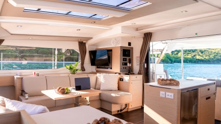 fountaine pajot fp51 image 8