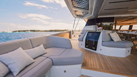 fountaine pajot thira 80 image 6