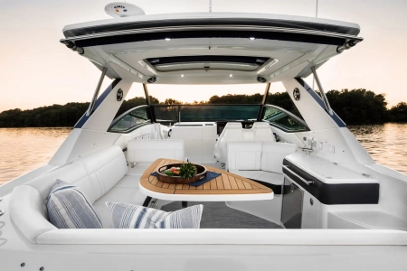 sea ray sundancer 320 image 2