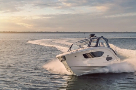sea ray sundancer 370 image 1