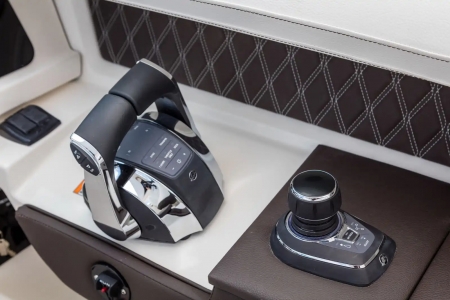 sea ray slx 310 image 5