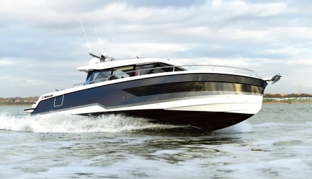 wellcraft 38 explorer image 4